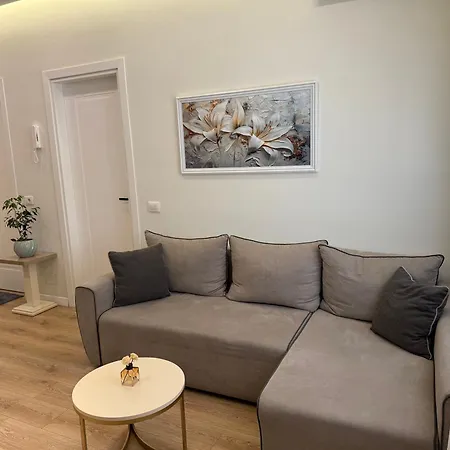 Priam 2 Apartamento Tirana