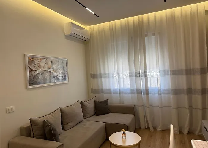 Priam 2 Apartamento *