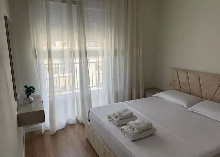 Priam 2 Apartamento *